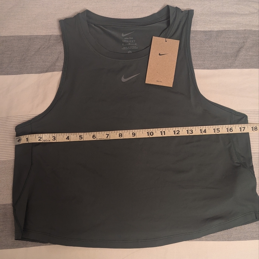 NWT Nike One Women’s Dri-FIT Cropped Tank Top - Sage Green - Picture 5 of 6